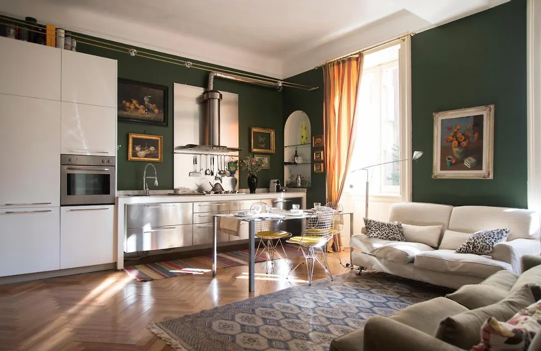 Sophisticated Apt Near Duomo-1