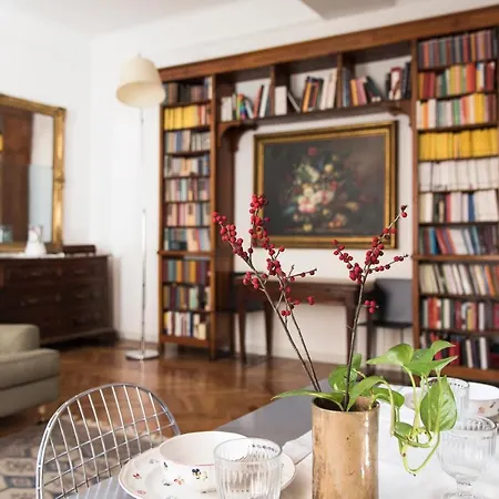 Sophisticated Apt Near Duomo-2
